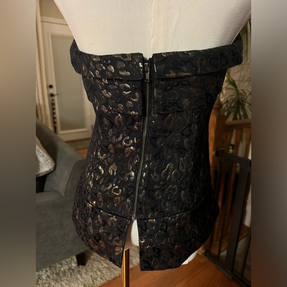 Black & gold metallic bustier top by Moda Intl size 6 - Picture 2 of 6
